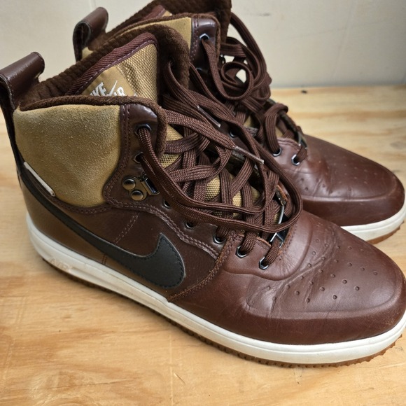 Nike Air Force 1 Boots Men\'s 9 Brown Maroon Red Leather High Top Trainers Gold main image 5